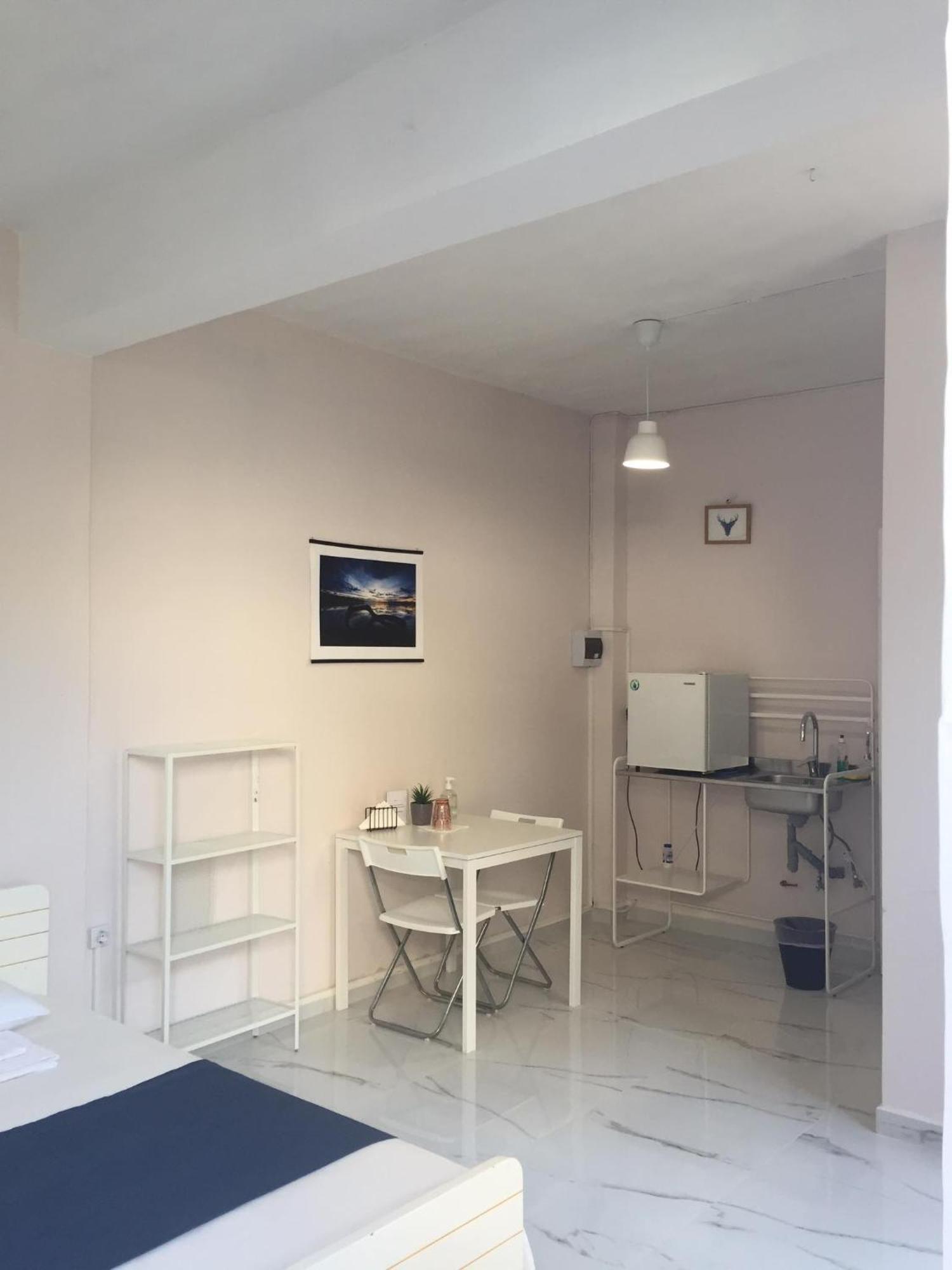 Lysandros Apartments In Athens, Near The Metro Екстер'єр фото